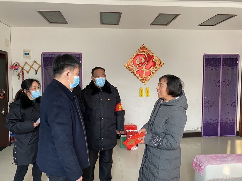 博農(nóng)集團(tuán)走訪慰問老黨員、因公去世黨員干部家屬